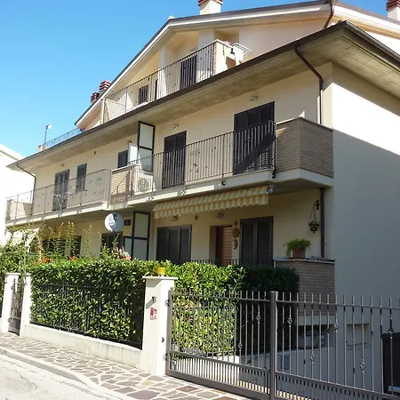 Ficus 2 Apartment